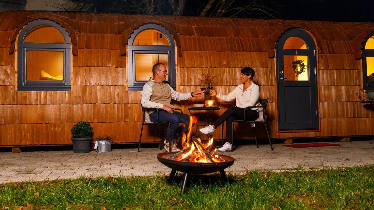 Auszeitgarten - Urlaub Im Tinyhaus Im Herzen Von Oberschwaben Аулендорф Экстерьер фото